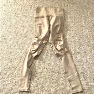 Alphalete Aero Legging